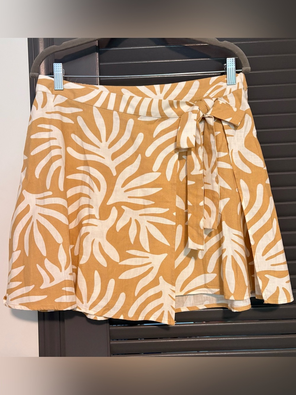 NWT a new day Yellow and Cream Tropical Print Tie-Waist Cotton Skirt